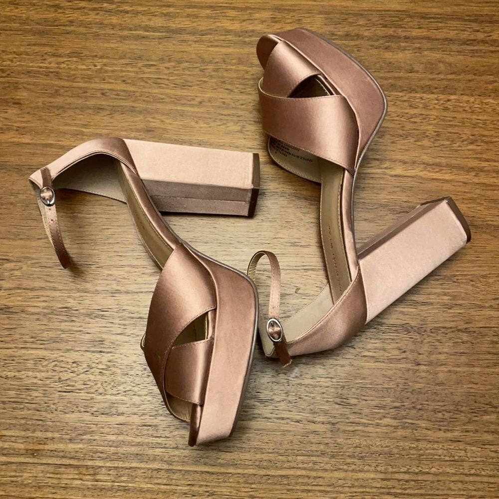 Who What Wear Pink Women's Taeget Sydney Satin Platform Sandals